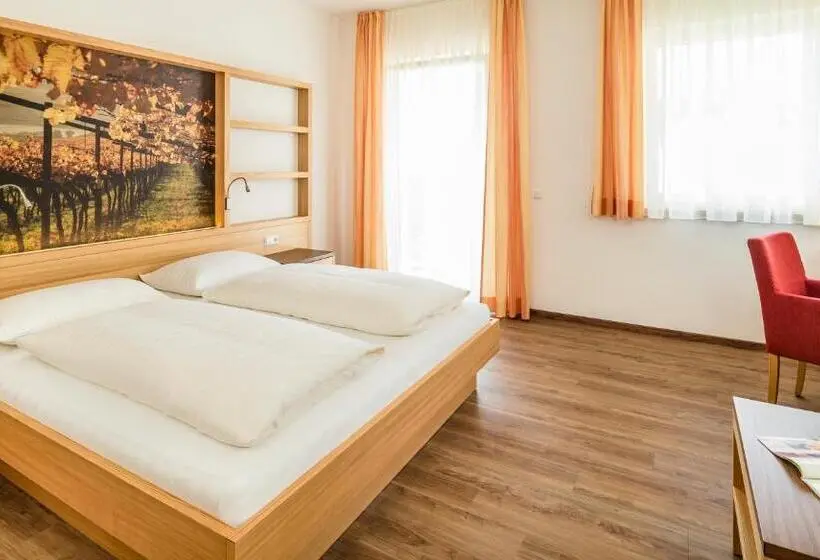 Superior-huone Parveke, Gasthof Hotel Terzer
