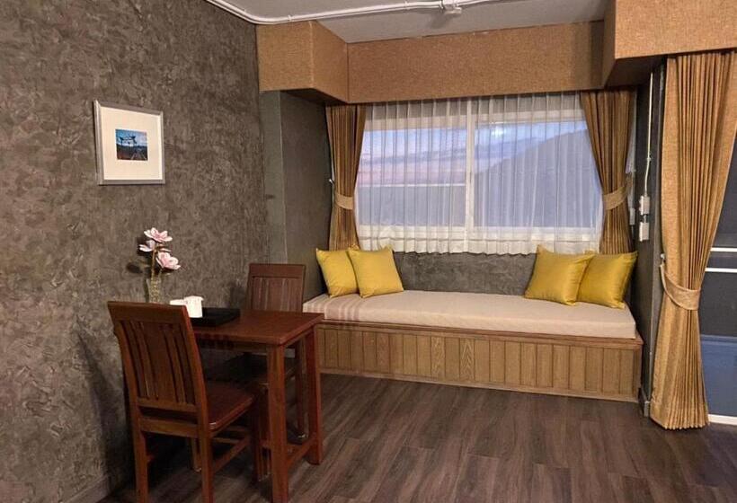 带大床的标准间, Grand Kokkod Khao Kho Resort