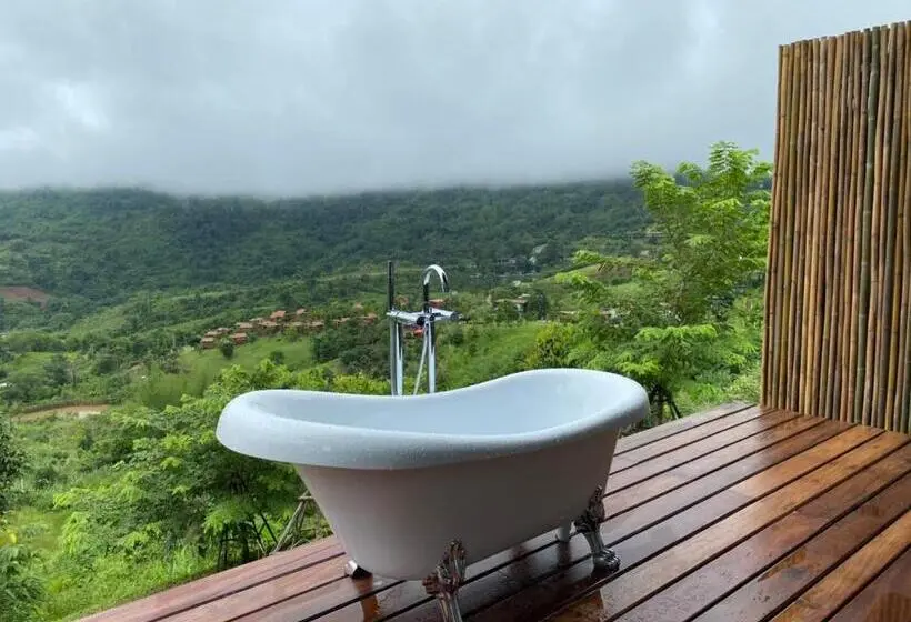 Villa 1 Makuuhuone Puutarhanäkymä, Grand Kokkod Khao Kho Resort