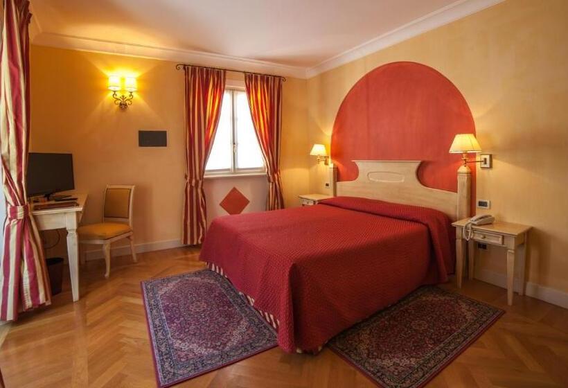 Номер Стандарт, Cannero