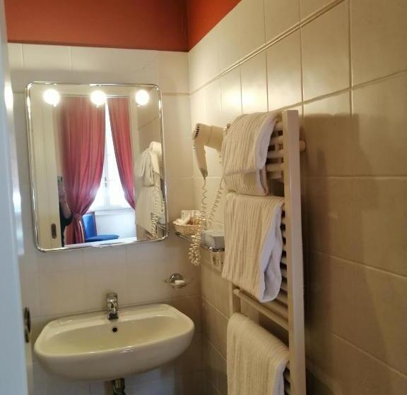 Номер Стандарт, Cannero