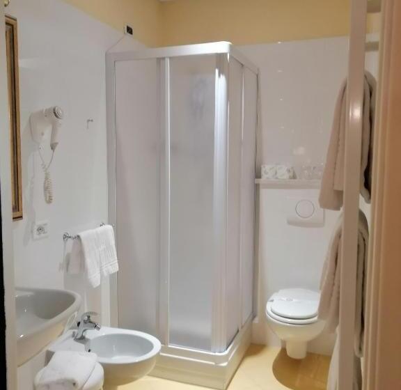 Номер Стандарт, Cannero