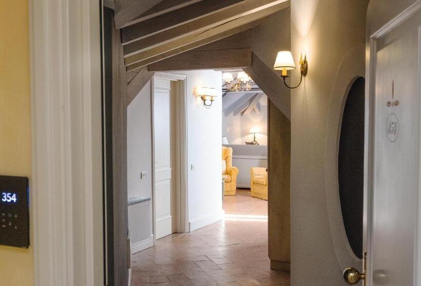 Полулюкс, Cannero