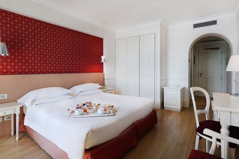 Номер Superior, Cannero