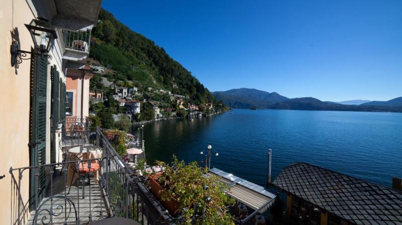 Номер Стандарт Вид на Озеро, Cannero