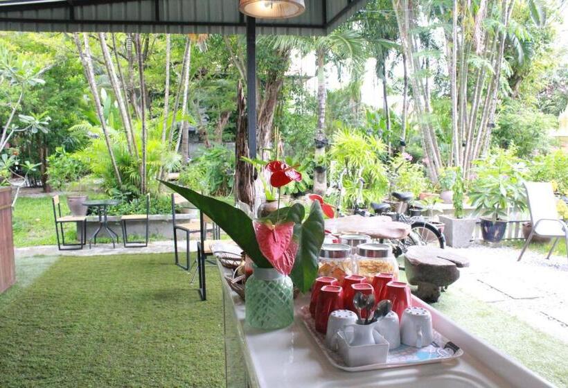 تختخواب در اتاق مشترک, Eat N Sleep