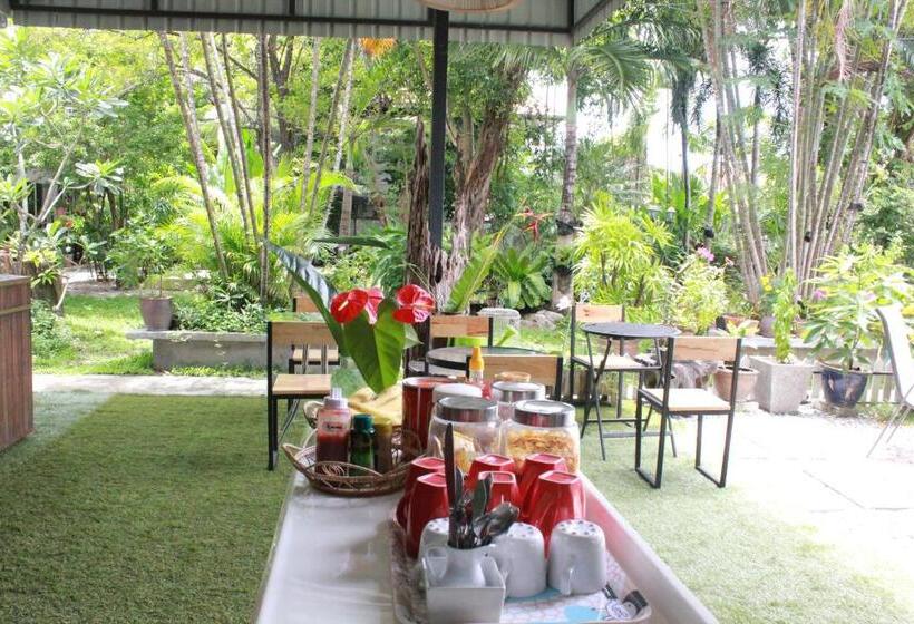 تختخواب در اتاق مشترک, Eat N Sleep