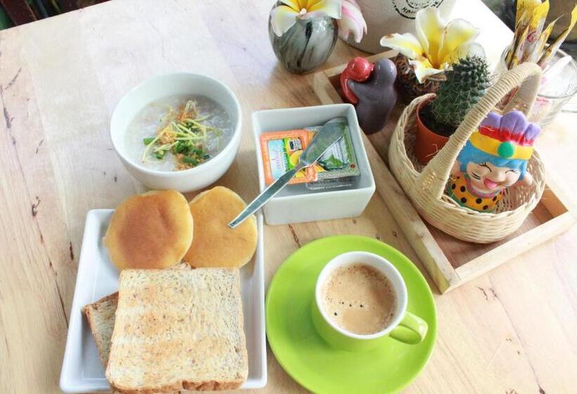 تختخواب در اتاق مشترک, Eat N Sleep