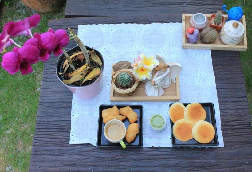 تختخواب در اتاق مشترک, Eat N Sleep