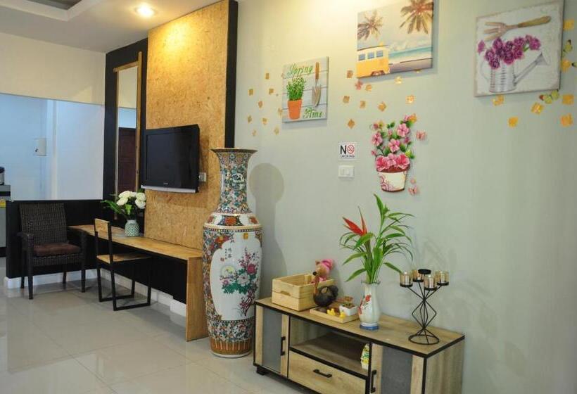 اتاق استاندارد سه تخته با چشمانداز, Eat N Sleep