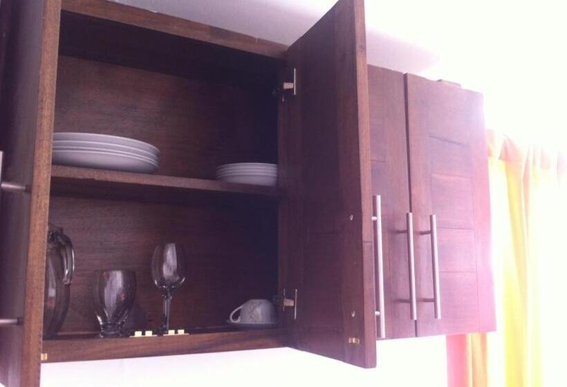 سوییت لوکس, Figaro Hotel Samana