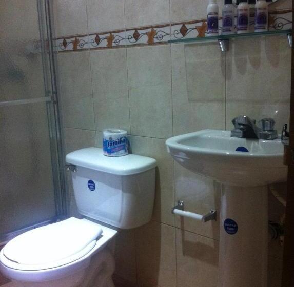 اتاق اکونومی, Figaro Hotel Samana