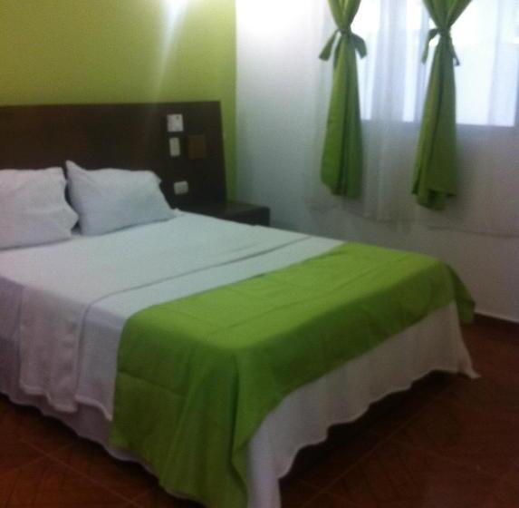 اتاق اکونومی, Figaro Hotel Samana