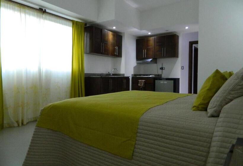 سوییت لوکس, Figaro Hotel Samana