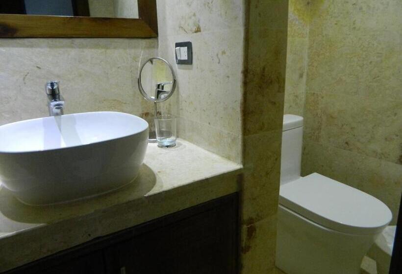 سوییت لوکس, Figaro Hotel Samana