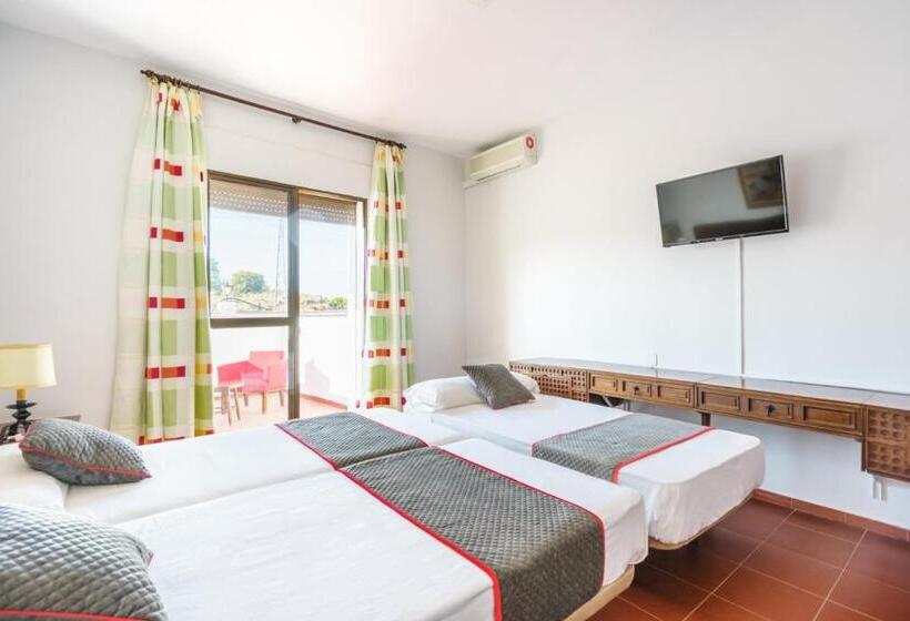 Номер Стандарт Трехместный, Venta Del Alto Hotel Las Cumbres By Vivere Stays