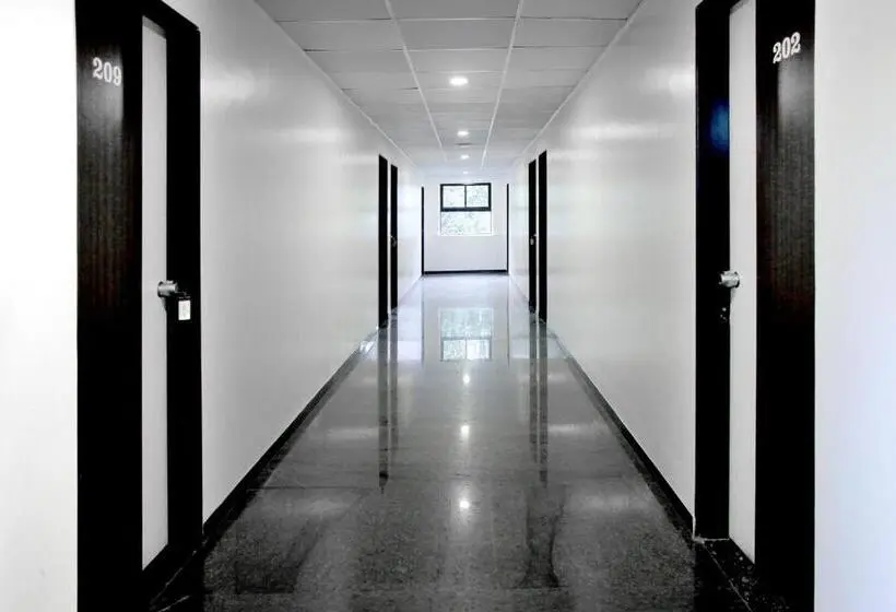 اتاق سوپریور, Raj
