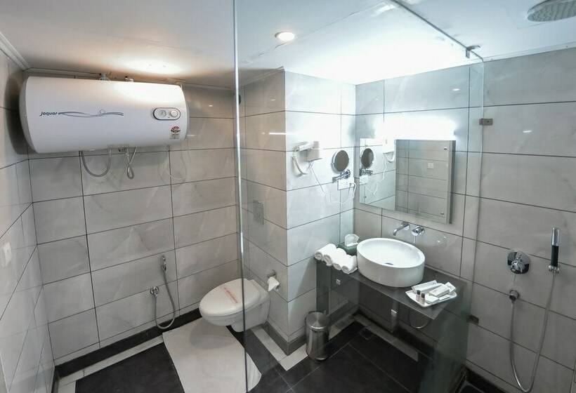 Family Suite, Rose Petal