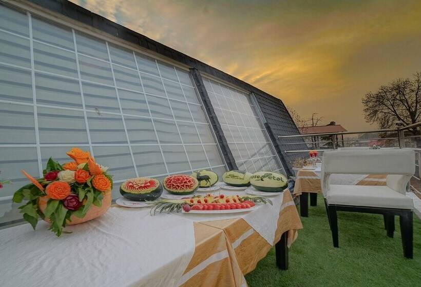 디럭스 룸, Rose Petal