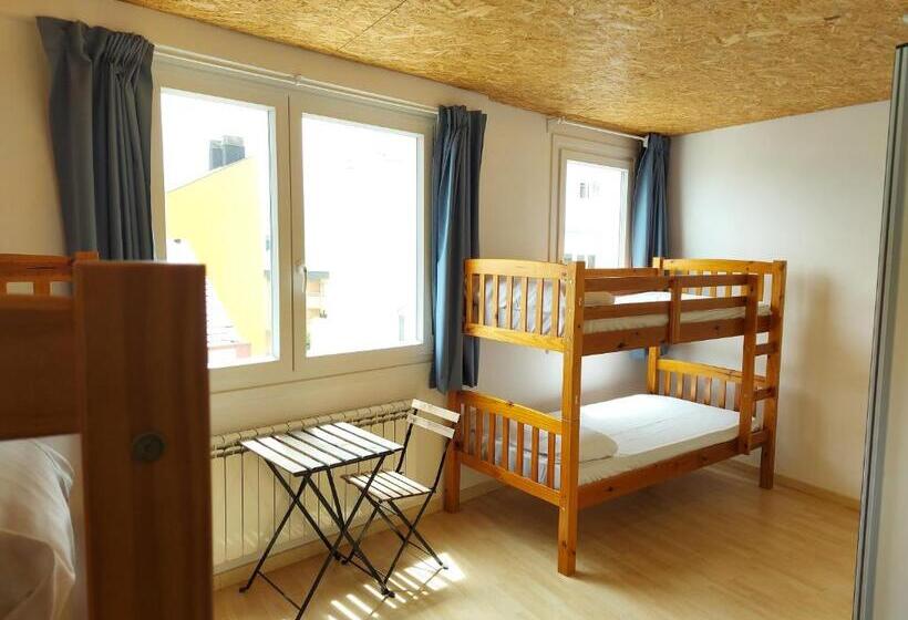 4인용 스탠다드 룸, áncora Hostel Foz