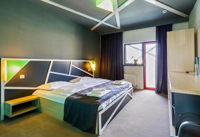 غرفة قياسية سرير كينج, Net Hotel Pitesti