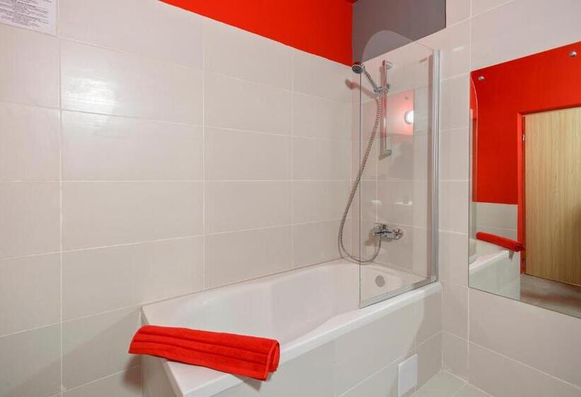 اتاق لوکس, Net Hotel Pitesti