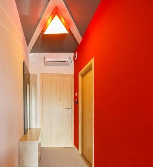 デラックスルーム, Net Hotel Pitesti
