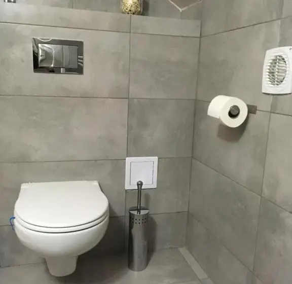 スタンダードシングルルーム, Net Hotel Pitesti