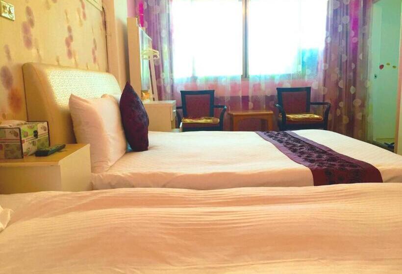 اتاق استاندارد سه نفره, Yealien B&b
