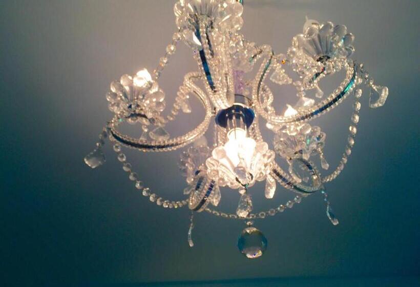 اتاق استاندارد سه نفره, Yealien B&b