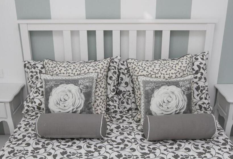 اتاق لوکس, Carducci