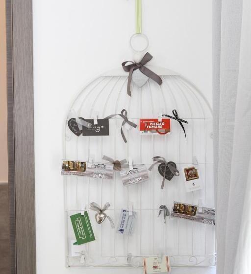 اتاق استاندارد سه نفره, Carducci