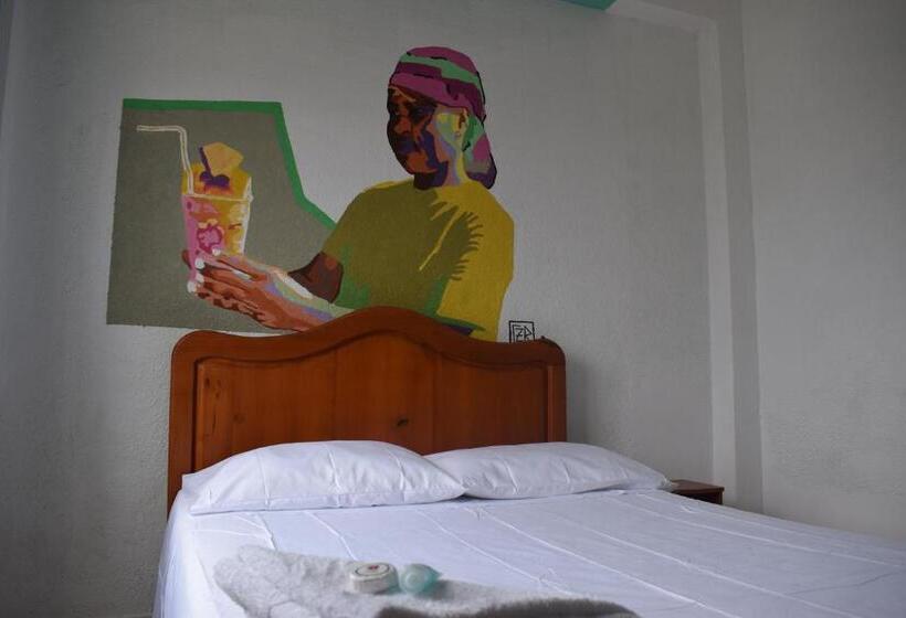 اتاق استاندارد, Deportel Cali