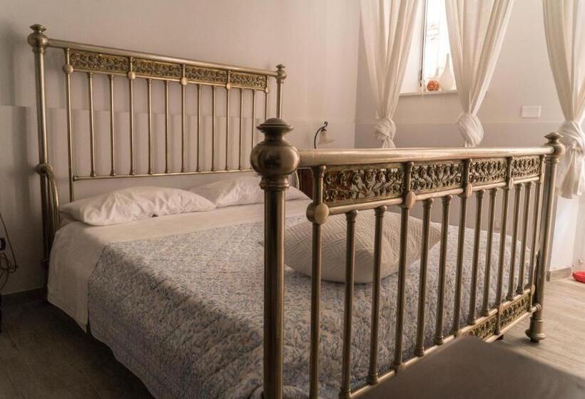 غرفة قياسية, Inn Liberty