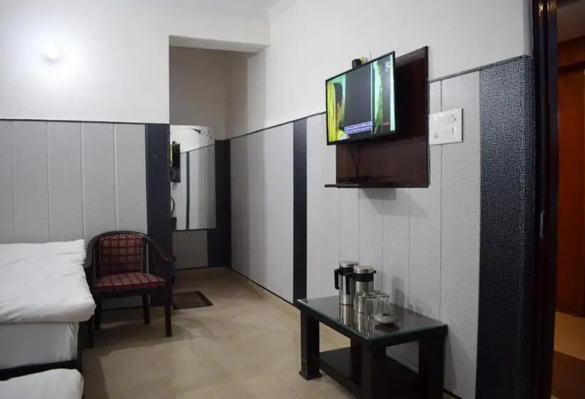 Habitació Familiar Deluxe, Thakur Ji