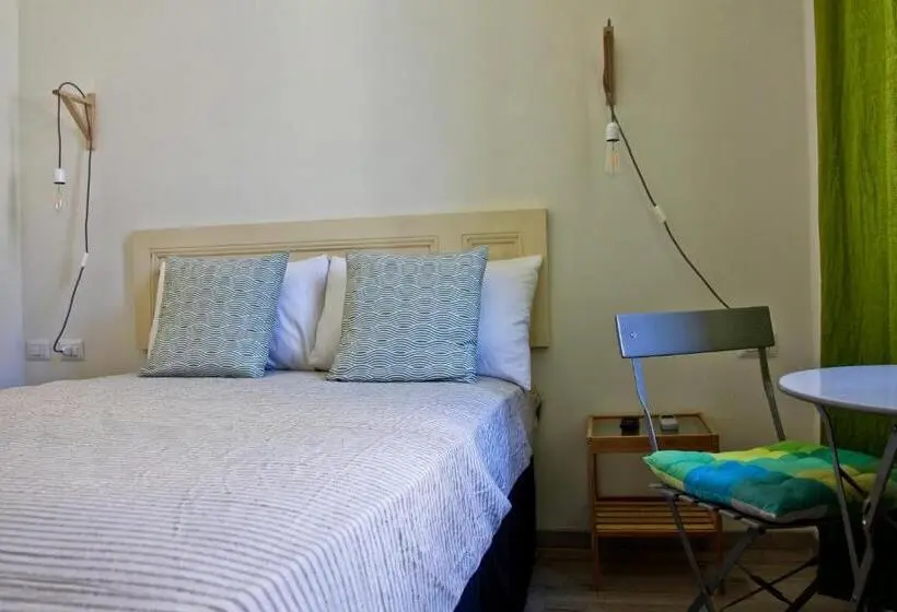 اتاق استاندارد یک نفره, Elandra