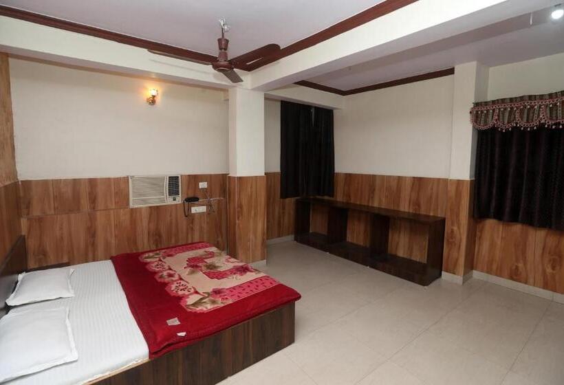 Номер Deluxe, Jain Residency