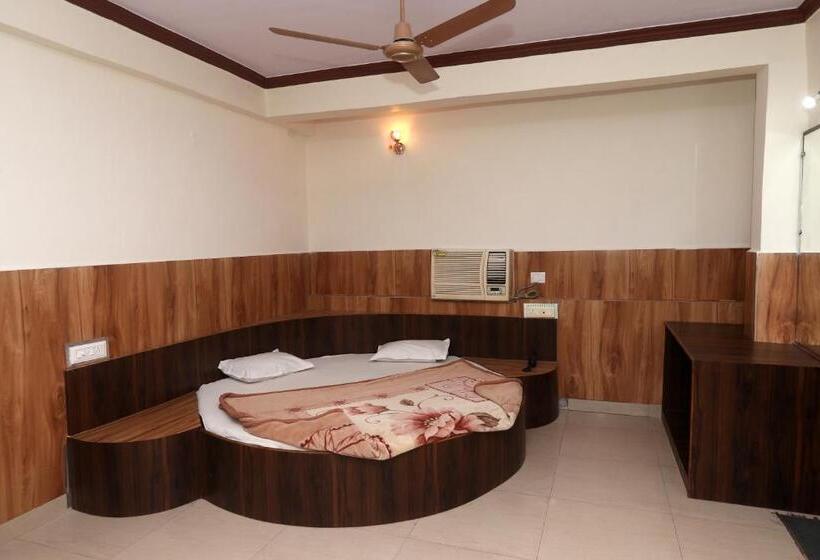 Номер Deluxe, Jain Residency