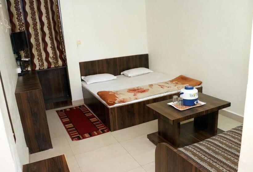 Номер Стандарт, Jain Residency