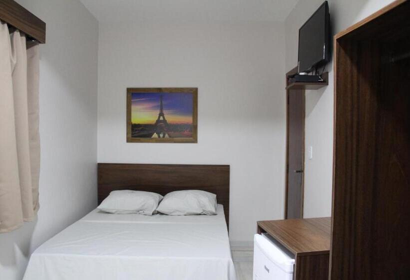 Chambre Standard, Joia Fina