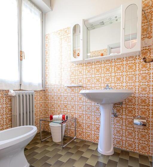 Номер Стандарт, La Svolta