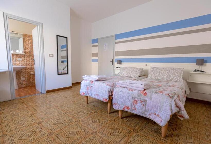 Номер Стандарт, La Svolta