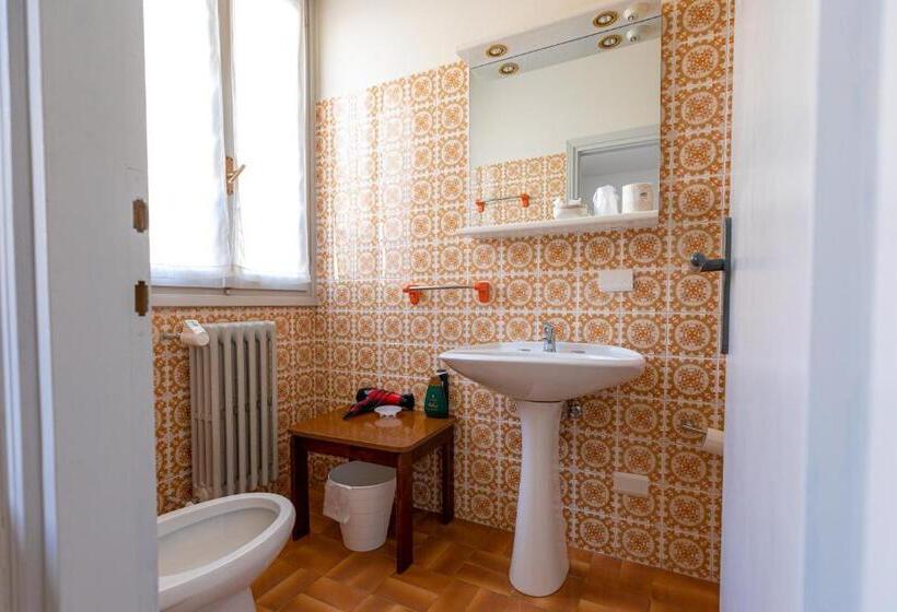 Номер Стандарт Индивидуальный, La Svolta