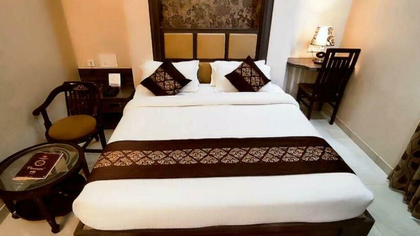 デラックスルーム, Ozas Grand