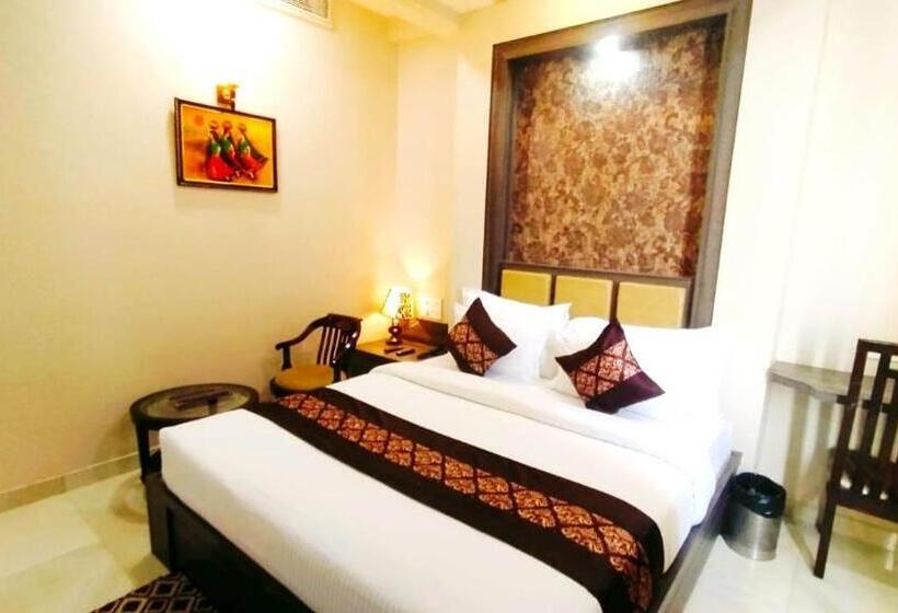 デラックススタジオ, Ozas Grand