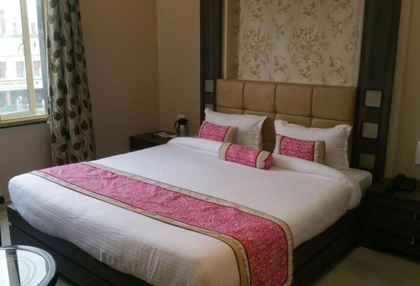 デラックススタジオ, Ozas Grand