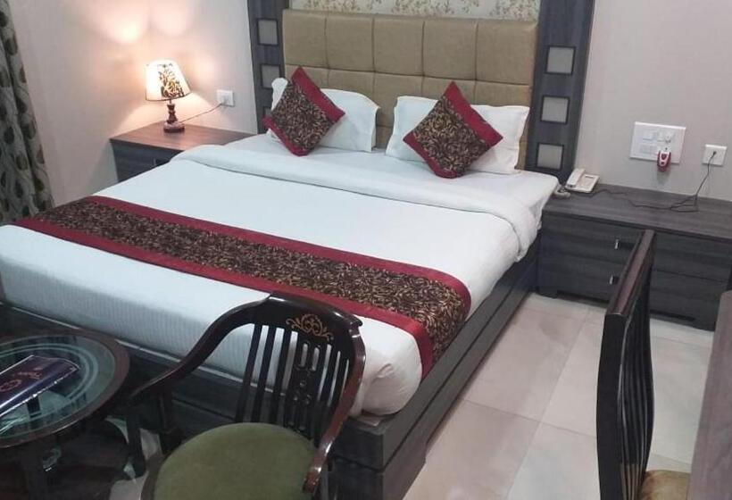 デラックスルーム, Ozas Grand