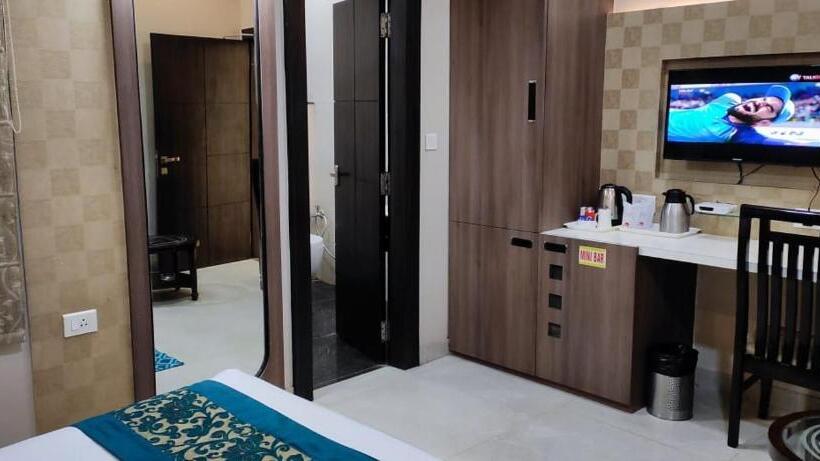 デラックススタジオ, Ozas Grand