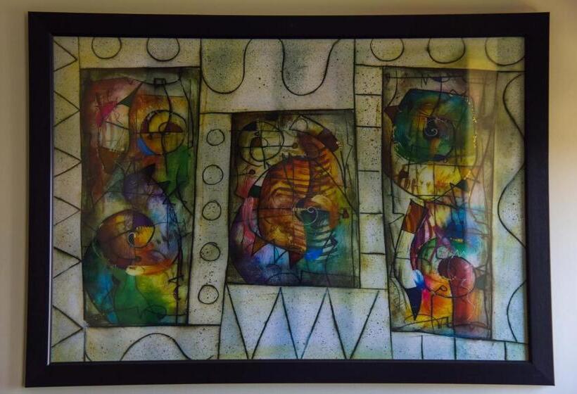 豪华房间, Tulsi Residency