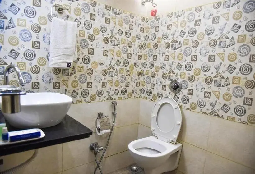 デラックスルーム, Tulsi Residency